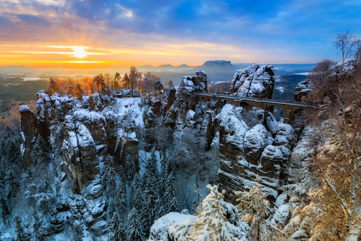 Winter in Bohemian & Saxon Switzerland: Opening Hours & Access Guide